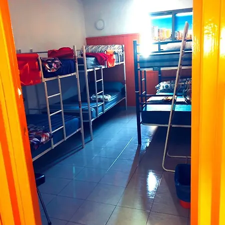 Hostel Larios Cool *