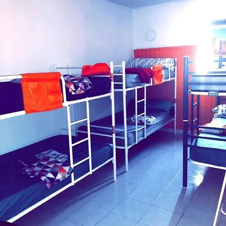 Hostel Larios Cool